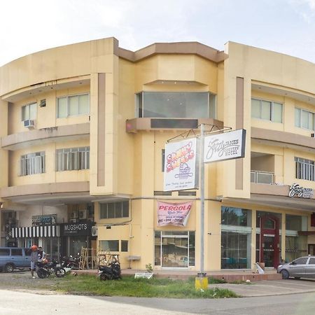 Oyo 133 Jazzy James Country Hotel 2 Davao Екстер'єр фото