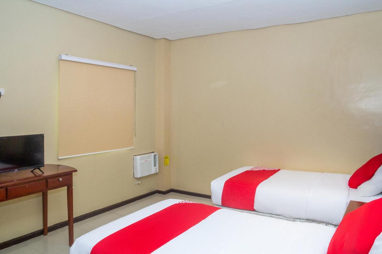 Oyo 133 Jazzy James Country Hotel 2 Davao Екстер'єр фото