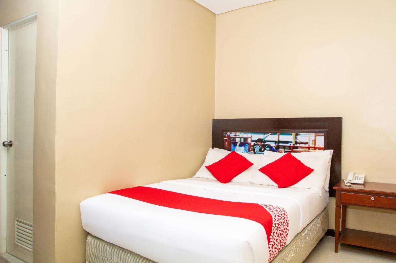 Oyo 133 Jazzy James Country Hotel 2 Davao Екстер'єр фото