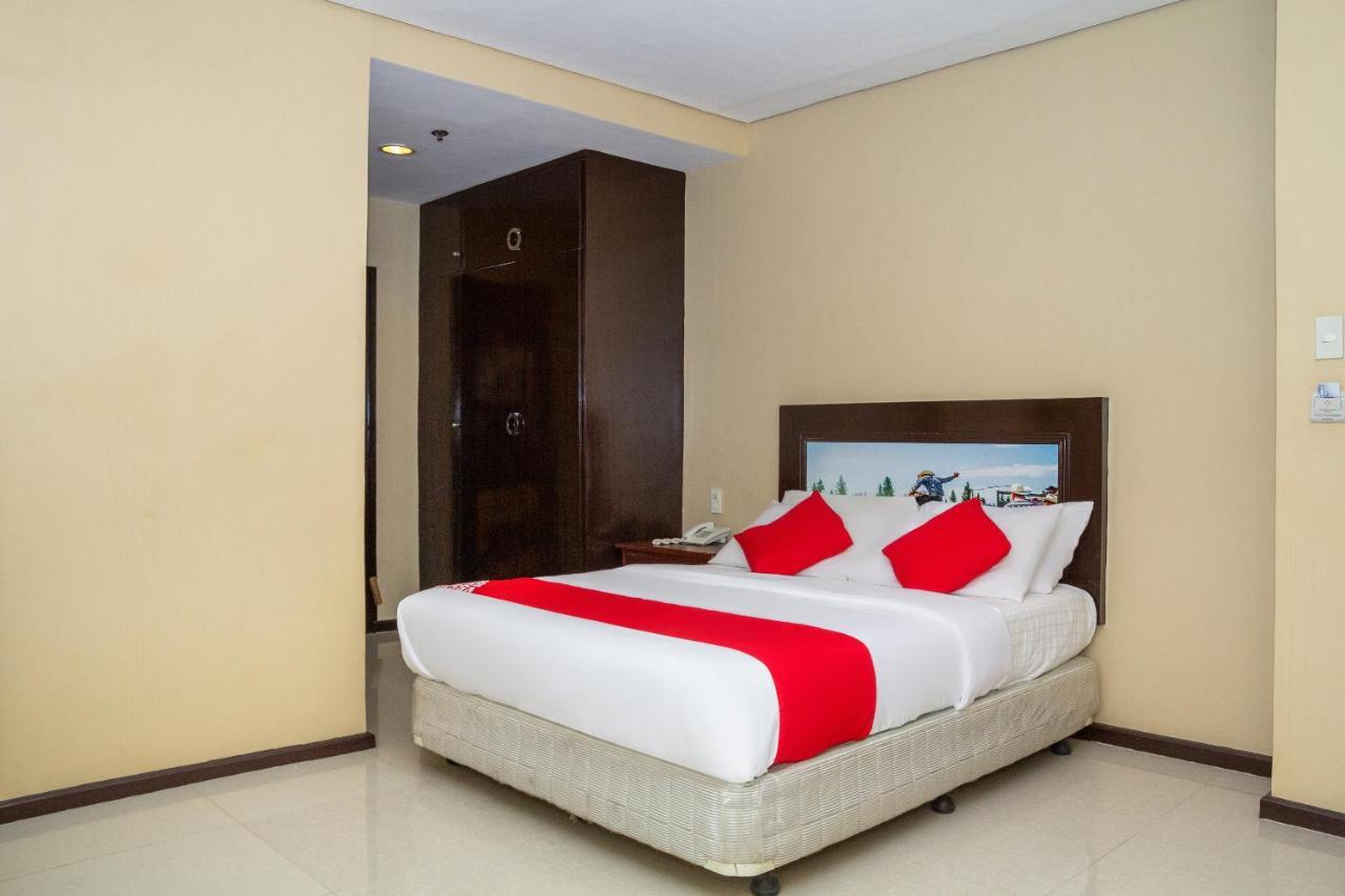 Oyo 133 Jazzy James Country Hotel 2 Davao Екстер'єр фото