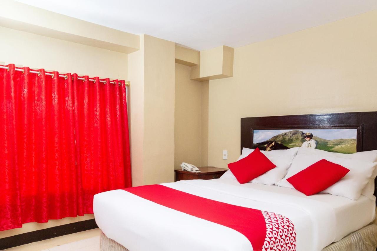 Oyo 133 Jazzy James Country Hotel 2 Davao Екстер'єр фото