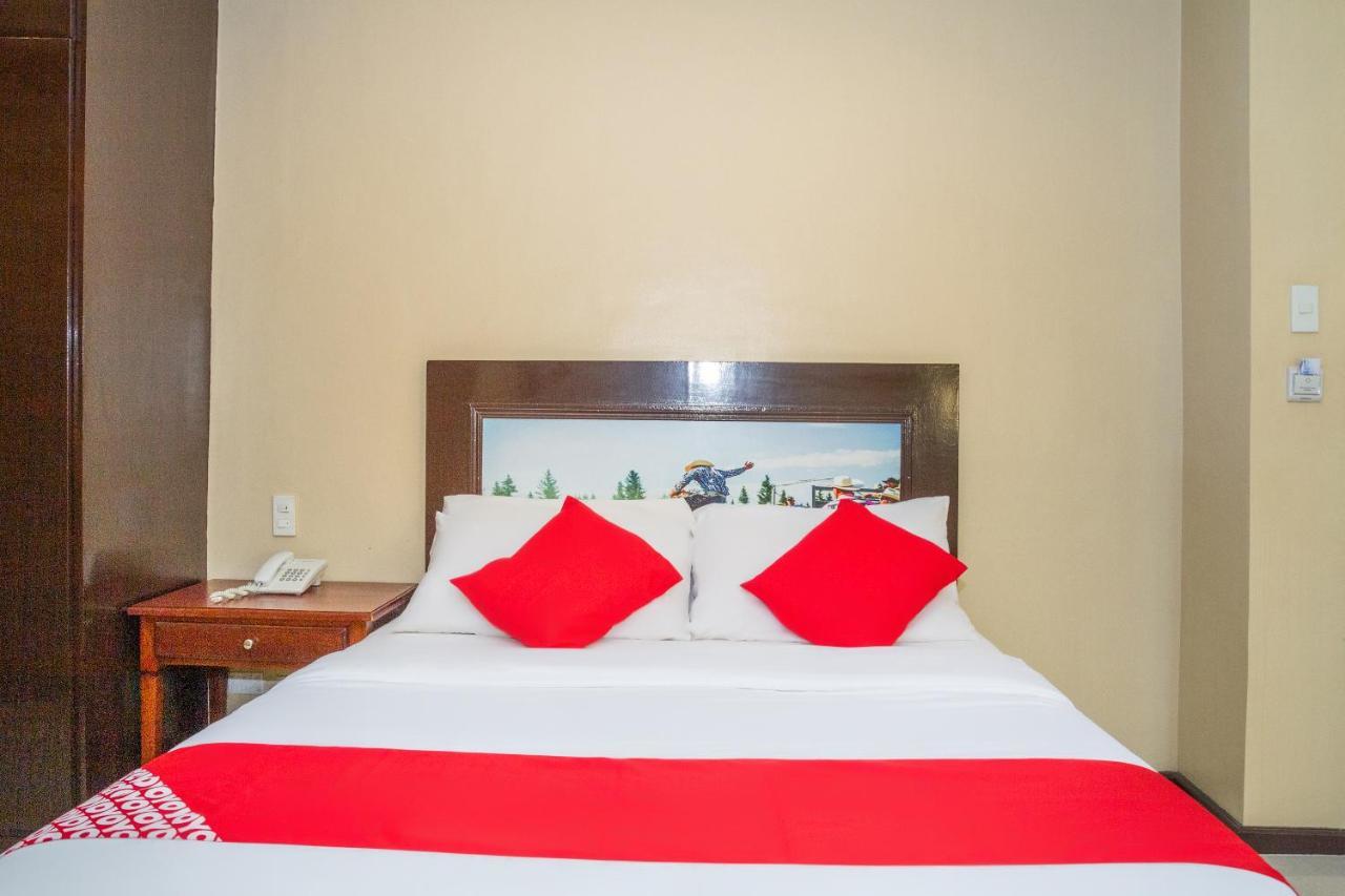 Oyo 133 Jazzy James Country Hotel 2 Davao Екстер'єр фото