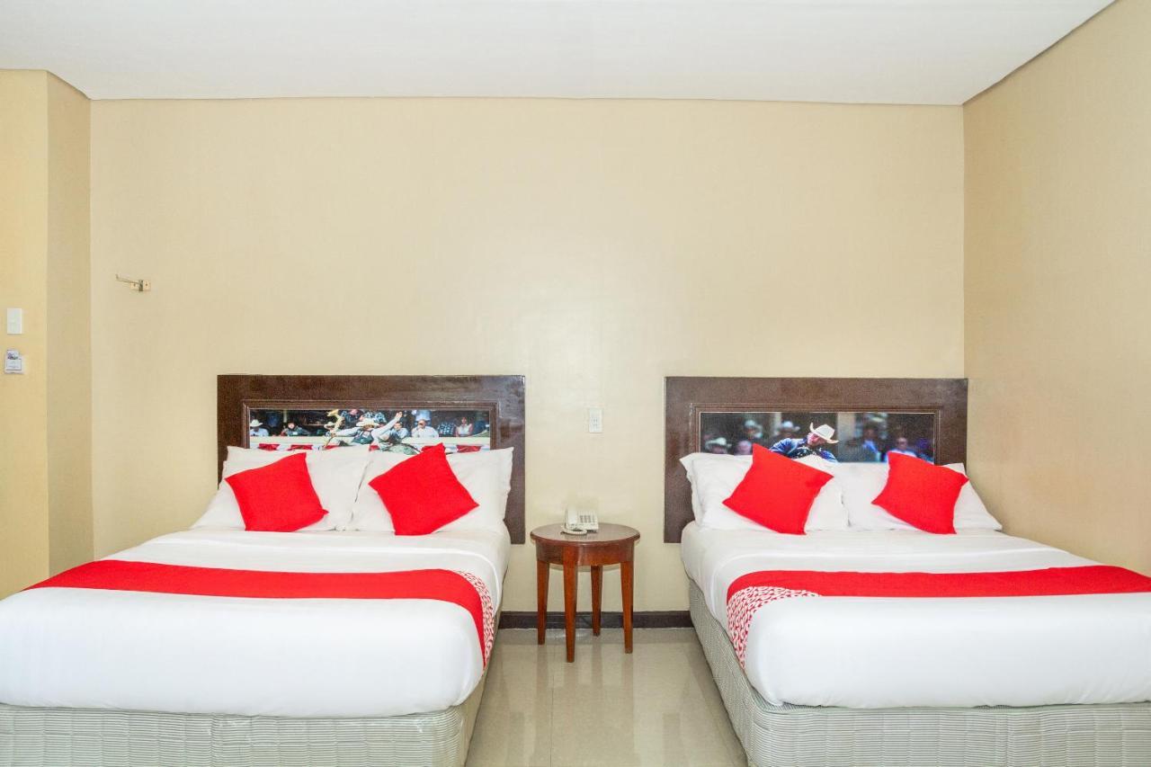Oyo 133 Jazzy James Country Hotel 2 Davao Екстер'єр фото