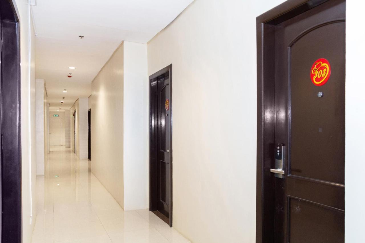 Oyo 133 Jazzy James Country Hotel 2 Davao Екстер'єр фото